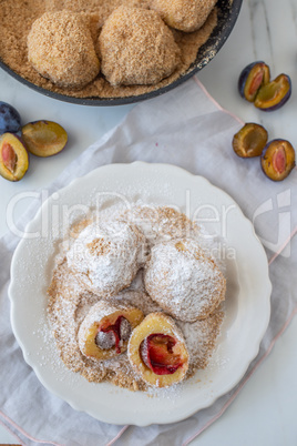 Zwetschgenknödel