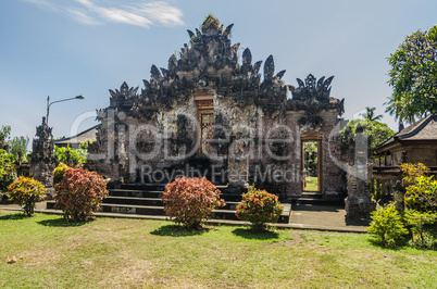 pura beji temple in bali