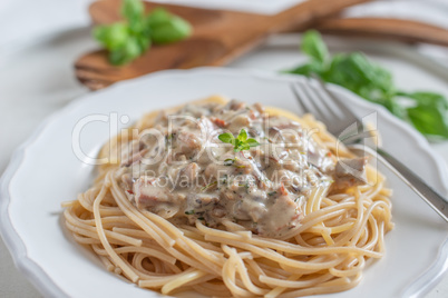 Spaghetti mit Maroni Sauce