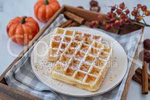 Gesunde glutenfreie Kürbis Waffeln