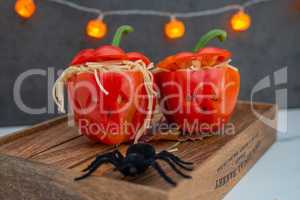 Halloween Paprika mit Spaghetti