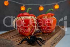 Halloween Paprika mit Spaghetti