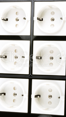 Many Wall Outlet