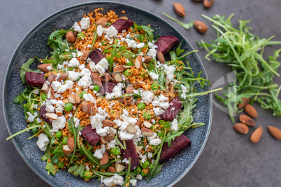 Couscous Salat mit Gemüse