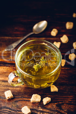 Green tea with brown tea sugar