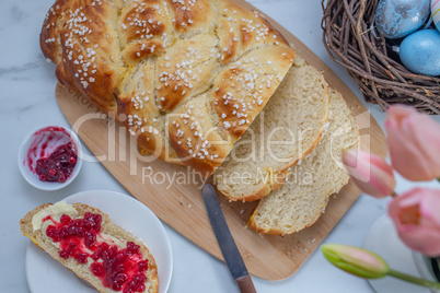 Brioche Striezel zu Ostern