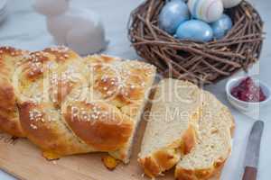 Brioche Striezel zu Ostern