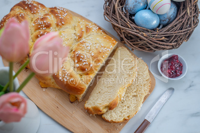 Brioche Striezel zu Ostern