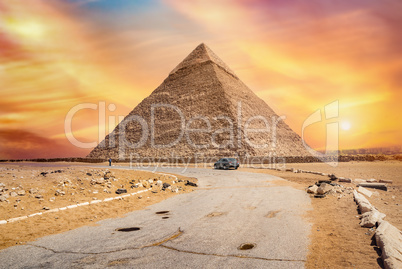 Road to Khafre pyramid