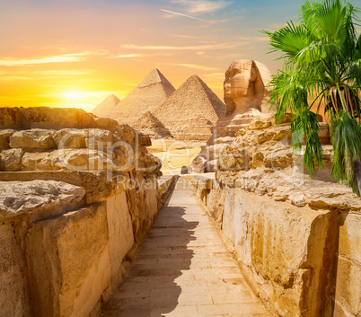 Sunshine over Giza