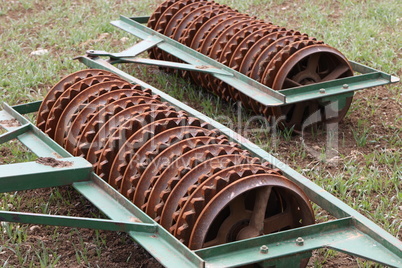 Part and details of agricultural disc harrow