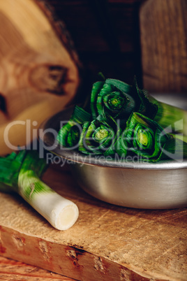 Prepare of fresh leek