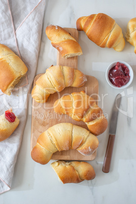 Selbstgemachte Butterkipferl, Croissant