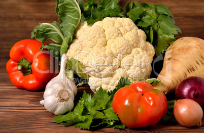 Vegetables cauliflower, bell pepper, parsnip, onion, garlic, par