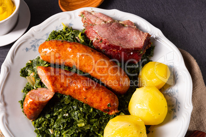 oldenburg kale with pinkel sausage and kassler