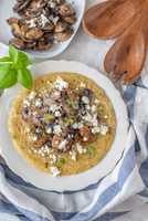 Polenta mit geröstetem Herbst Gemüse