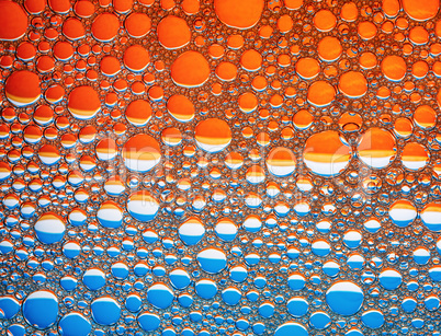 оранжевый и синий пузырьки
