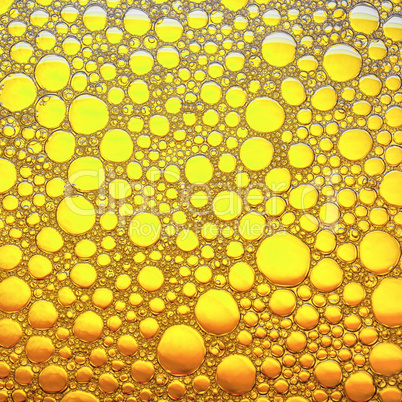 пузыри на желтом