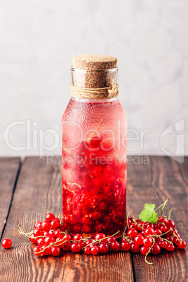 Red currant infused water