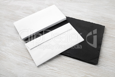 Два пустых конверта