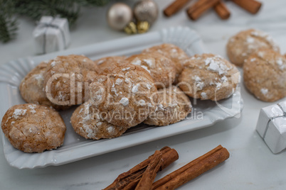 Lebkuchen Crinkle Cookies