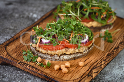 Vegetarian sandwich with microgreen