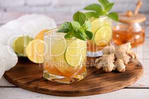 Honey ginger lemonade